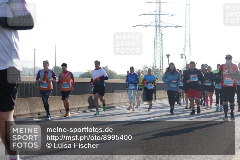 03.10.2025 - Köhlbrandbrückenlauf Luisa Fischer http://msf.ph/oto/8995400 03.10.2025 10:25:36 Position 3 2178, 2565 meine-sportfotos.de