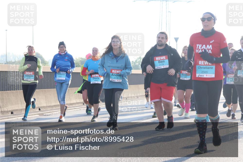 03.10.2025 - Köhlbrandbrückenlauf Luisa Fischer http://msf.ph/oto/8995428 03.10.2025 10:25:39 Position 3 2547, 3092, 3093, 2178, 2179, 2565, 3095, 3094 meine-sportfotos.de