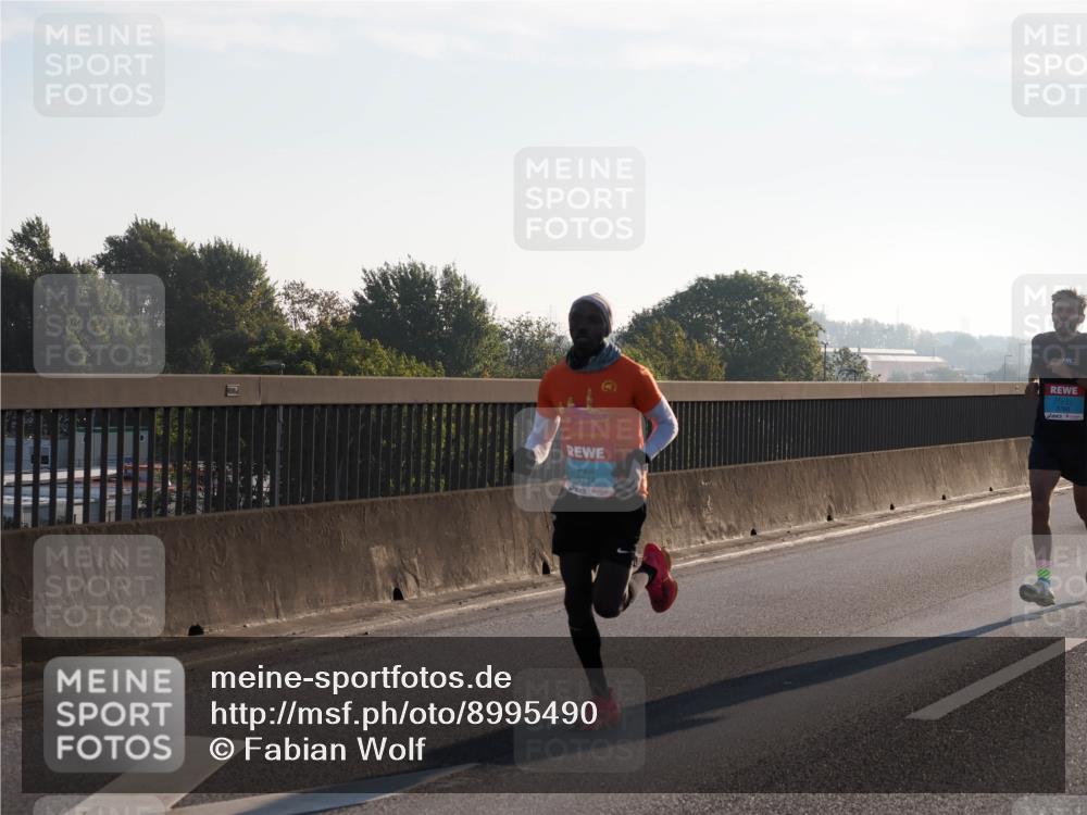 03.10.2025 - Köhlbrandbrückenlauf Fabian Wolf http://msf.ph/oto/8995490 03.10.2025 09:11:12 Position 3 3714 meine-sportfotos.de