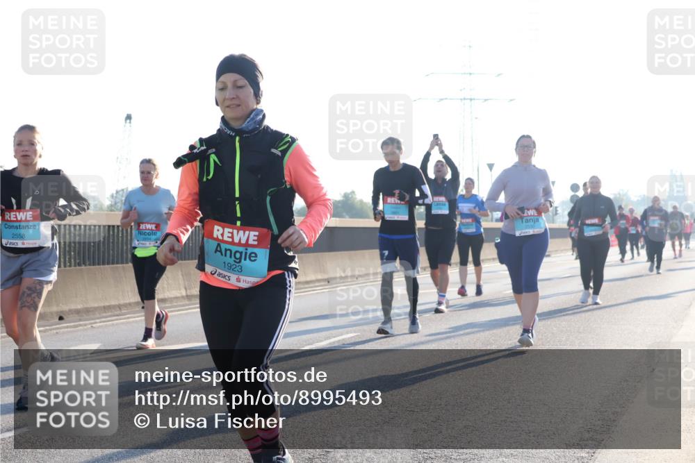 03.10.2025 - Köhlbrandbrückenlauf Luisa Fischer http://msf.ph/oto/8995493 03.10.2025 10:25:47 Position 3 2558, 1923 meine-sportfotos.de