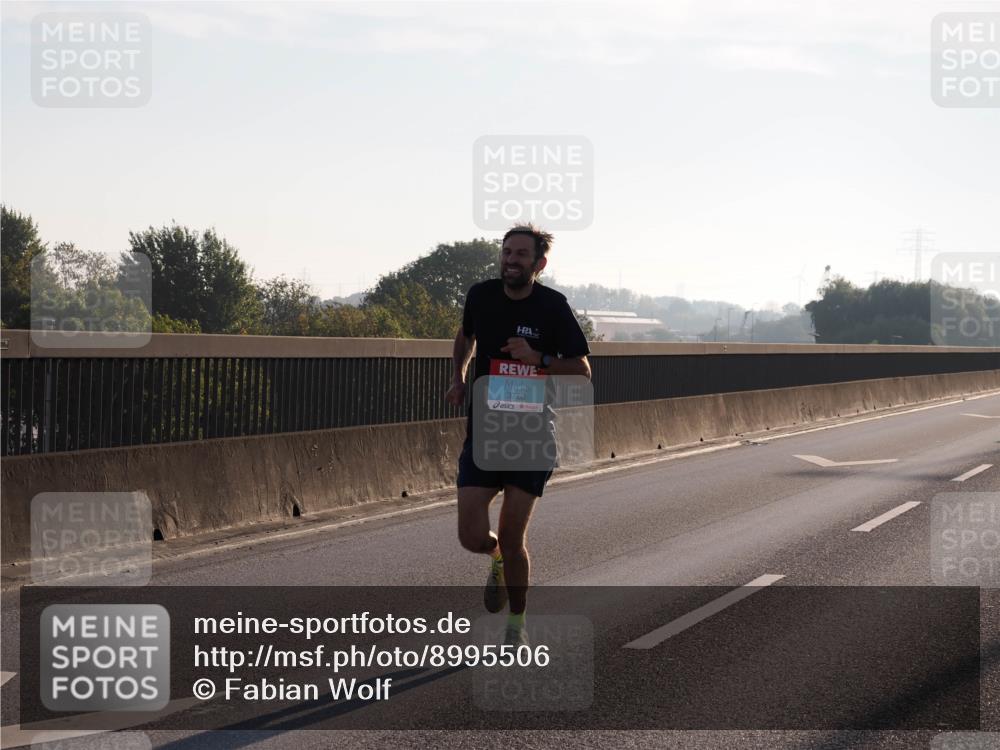 03.10.2025 - Köhlbrandbrückenlauf Fabian Wolf http://msf.ph/oto/8995506 03.10.2025 09:11:13 Position 3 3760 meine-sportfotos.de