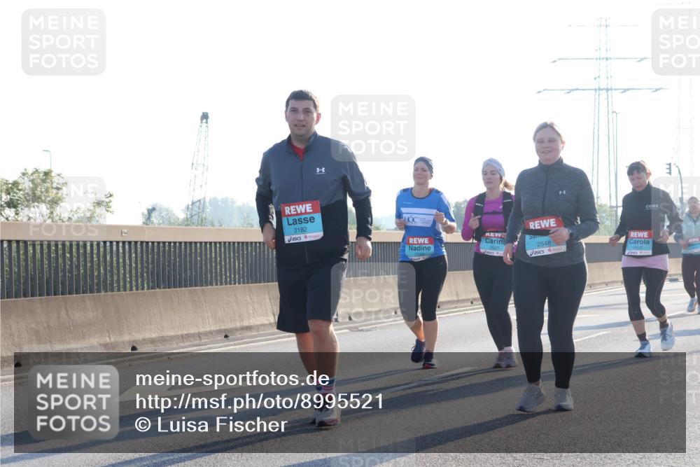 03.10.2025 - Köhlbrandbrückenlauf Luisa Fischer http://msf.ph/oto/8995521 03.10.2025 10:25:51 Position 3 2182, 2531, 2548 meine-sportfotos.de