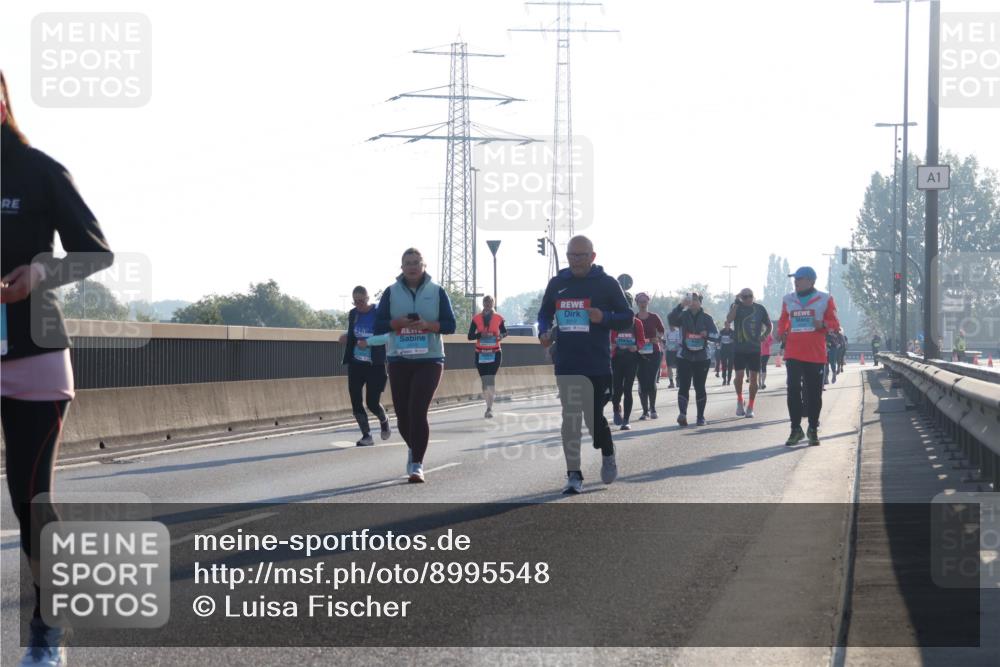 03.10.2025 - Köhlbrandbrückenlauf Luisa Fischer http://msf.ph/oto/8995548 03.10.2025 10:25:54 Position 3  meine-sportfotos.de