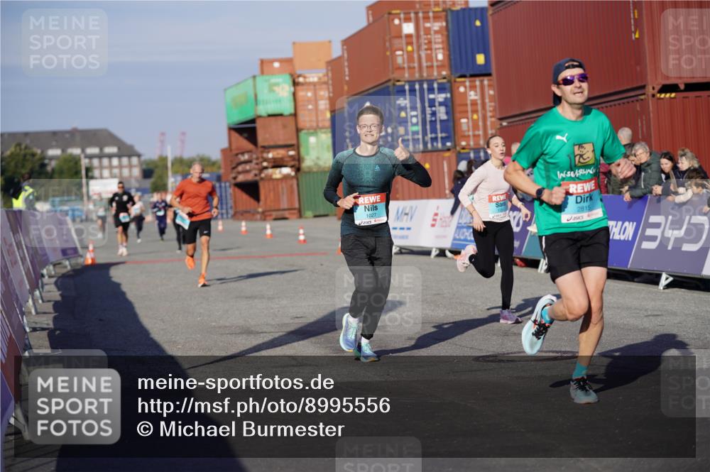 03.10.2025 - Köhlbrandbrückenlauf Michael Burmester http://msf.ph/oto/8995556 03.10.2025 09:57:57 Ziel 1027, 1210, 1251, 2815, 3079 meine-sportfotos.de