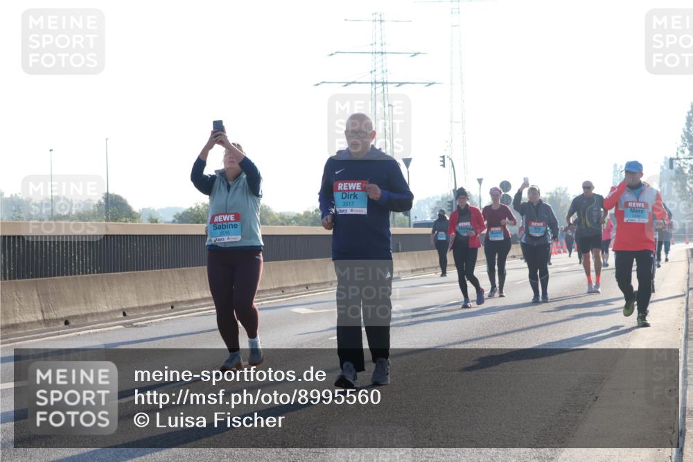 03.10.2025 - Köhlbrandbrückenlauf Luisa Fischer http://msf.ph/oto/8995560 03.10.2025 10:25:56 Position 3 2515, 3517 meine-sportfotos.de