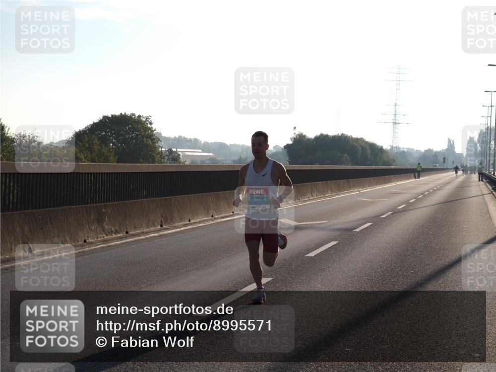 03.10.2025 - Köhlbrandbrückenlauf Fabian Wolf http://msf.ph/oto/8995571 03.10.2025 09:11:21 Position 3 1013 meine-sportfotos.de