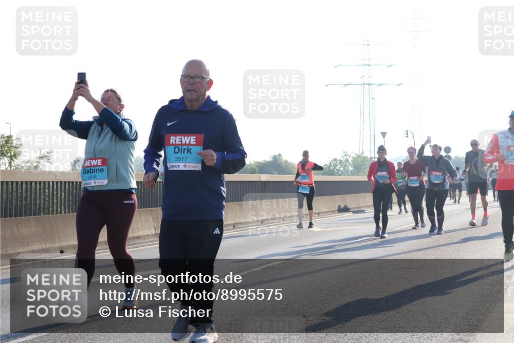 03.10.2025 - Köhlbrandbrückenlauf Luisa Fischer http://msf.ph/oto/8995575 03.10.2025 10:25:58 Position 3 2515, 3517 meine-sportfotos.de
