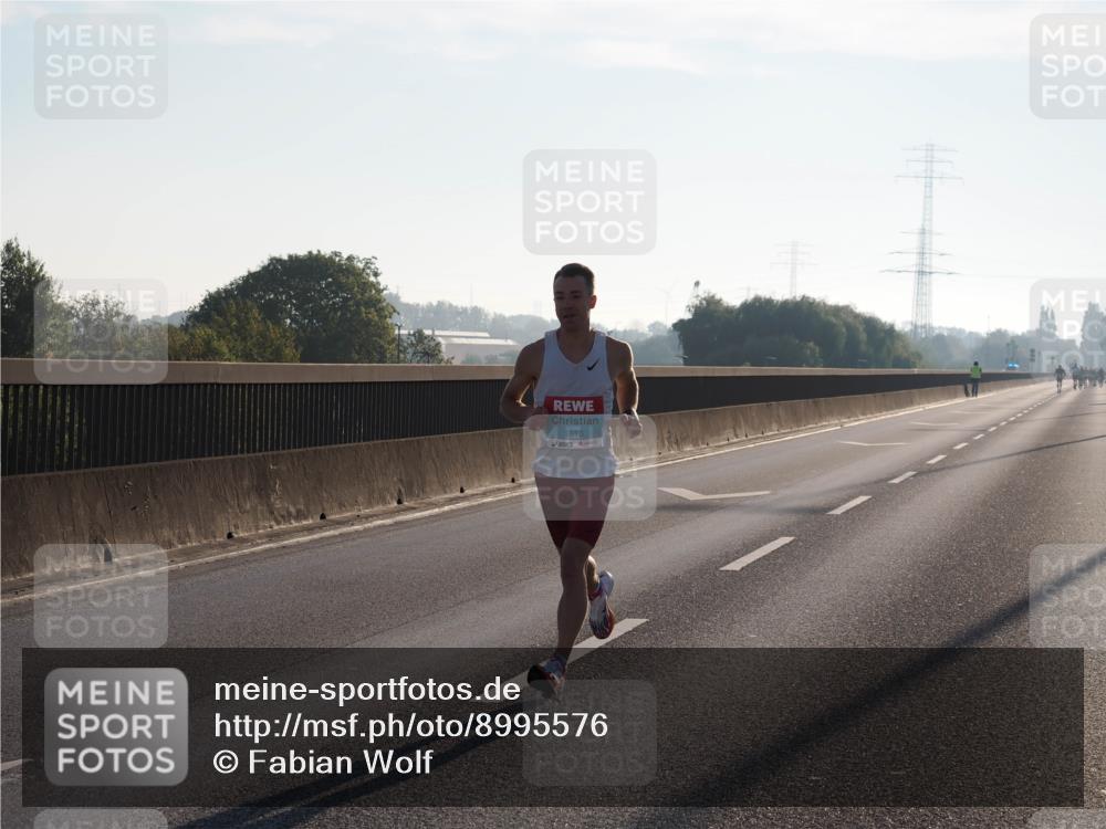 03.10.2025 - Köhlbrandbrückenlauf Fabian Wolf http://msf.ph/oto/8995576 03.10.2025 09:11:21 Position 3 1013 meine-sportfotos.de