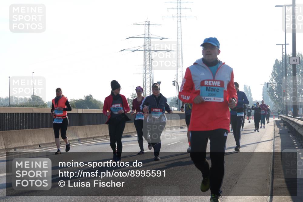 03.10.2025 - Köhlbrandbrückenlauf Luisa Fischer http://msf.ph/oto/8995591 03.10.2025 10:26:01 Position 3 2306, 1 meine-sportfotos.de