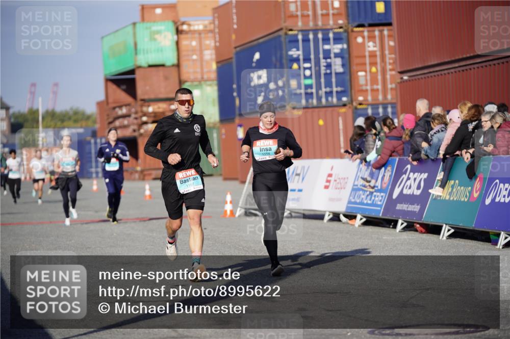 03.10.2025 - Köhlbrandbrückenlauf Michael Burmester http://msf.ph/oto/8995622 03.10.2025 09:58:03 Ziel 1027, 1114, 1167, 1210, 1251 meine-sportfotos.de