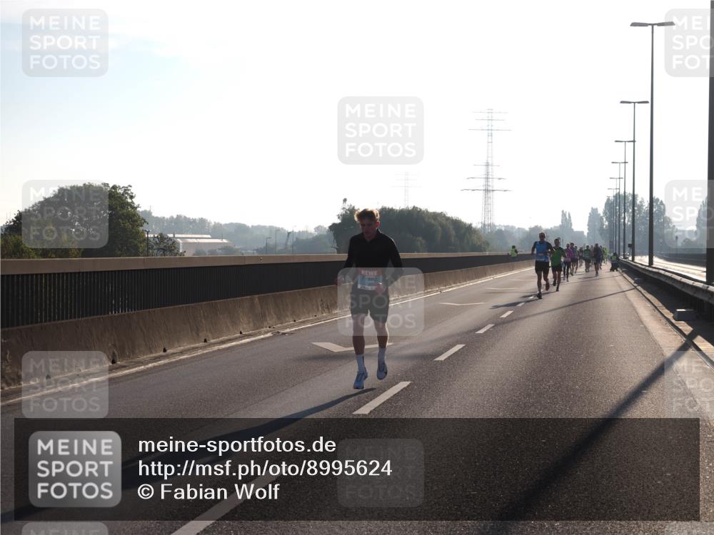 03.10.2025 - Köhlbrandbrückenlauf Fabian Wolf http://msf.ph/oto/8995624 03.10.2025 09:11:49 Position 3  meine-sportfotos.de