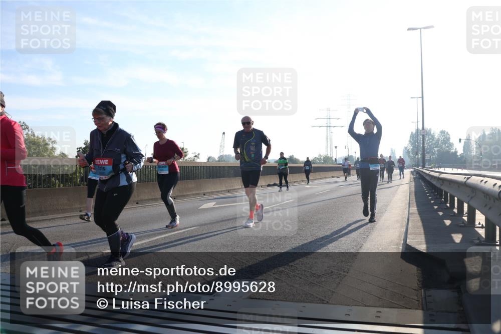 03.10.2025 - Köhlbrandbrückenlauf Luisa Fischer http://msf.ph/oto/8995628 03.10.2025 10:26:06 Position 3 00, 00 meine-sportfotos.de