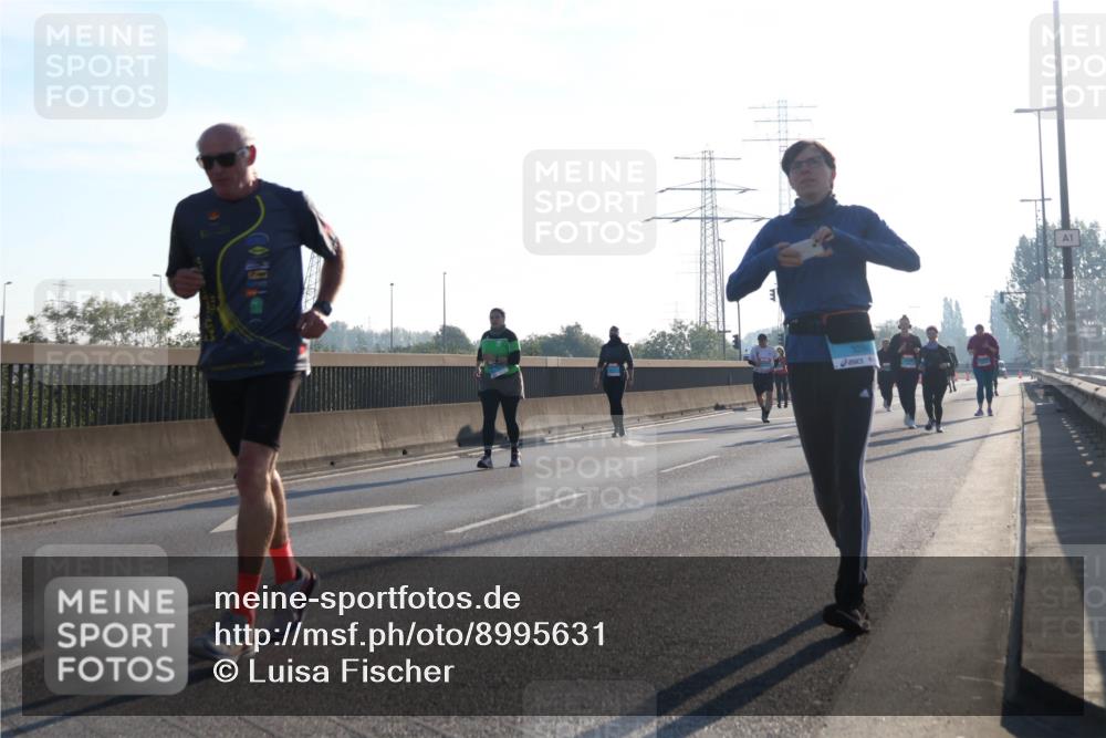 03.10.2025 - Köhlbrandbrückenlauf Luisa Fischer http://msf.ph/oto/8995631 03.10.2025 10:26:06 Position 3 7911 meine-sportfotos.de