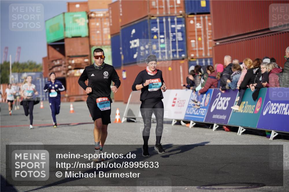03.10.2025 - Köhlbrandbrückenlauf Michael Burmester http://msf.ph/oto/8995633 03.10.2025 09:58:03 Ziel 1027, 1114, 1167, 1210, 1251 meine-sportfotos.de
