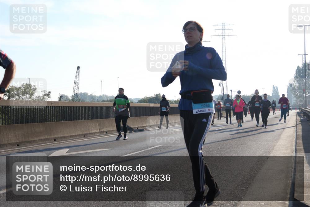03.10.2025 - Köhlbrandbrückenlauf Luisa Fischer http://msf.ph/oto/8995636 03.10.2025 10:26:07 Position 3 3286 meine-sportfotos.de