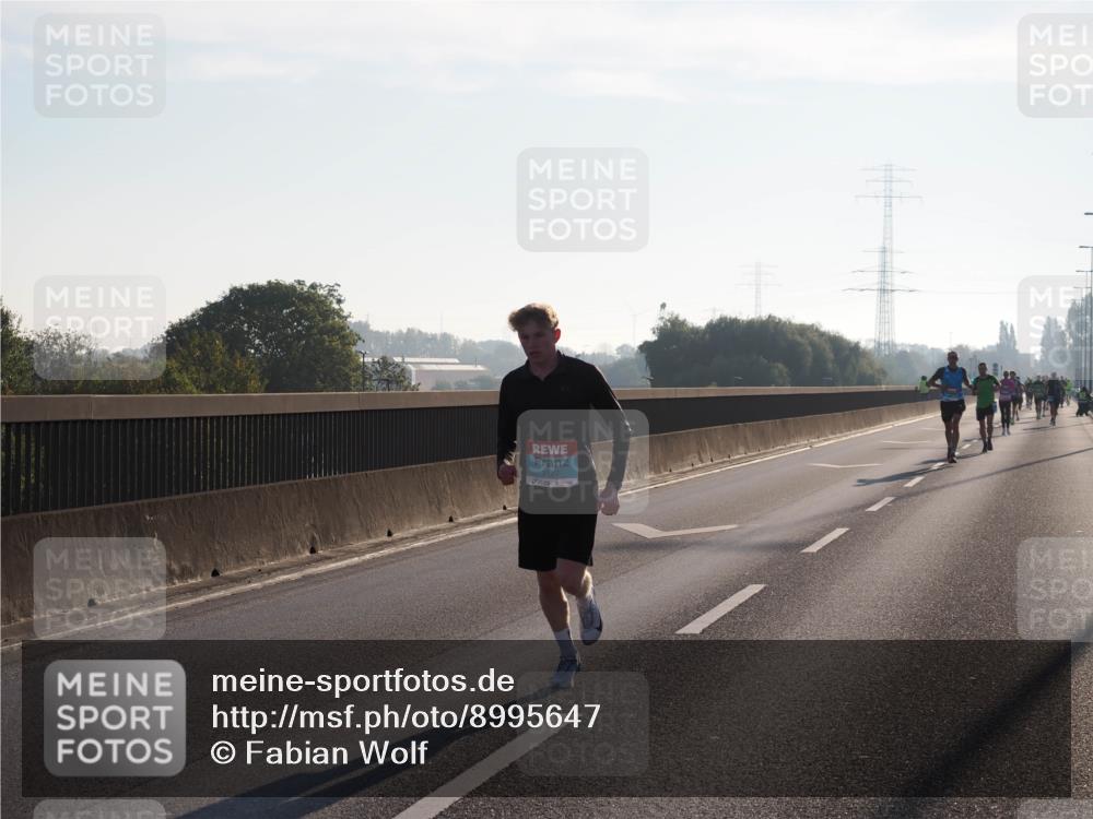 03.10.2025 - Köhlbrandbrückenlauf Fabian Wolf http://msf.ph/oto/8995647 03.10.2025 09:11:50 Position 3 3127 meine-sportfotos.de