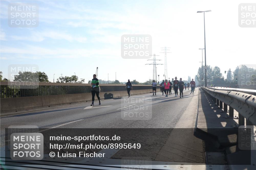 03.10.2025 - Köhlbrandbrückenlauf Luisa Fischer http://msf.ph/oto/8995649 03.10.2025 10:26:09 Position 3 00, 00 meine-sportfotos.de