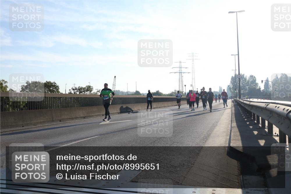 03.10.2025 - Köhlbrandbrückenlauf Luisa Fischer http://msf.ph/oto/8995651 03.10.2025 10:26:09 Position 3 00 meine-sportfotos.de