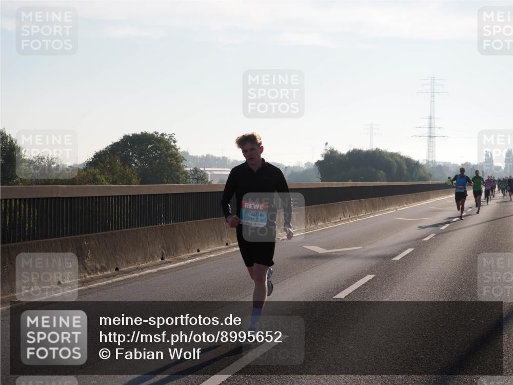 03.10.2025 - Köhlbrandbrückenlauf Fabian Wolf http://msf.ph/oto/8995652 03.10.2025 09:11:50 Position 3 3127 meine-sportfotos.de