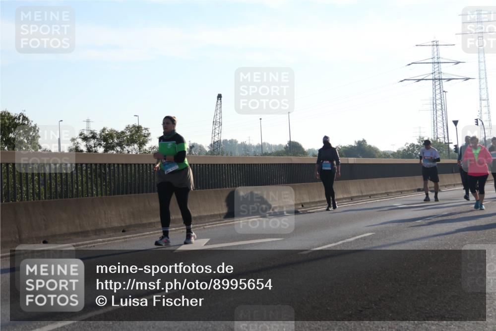 03.10.2025 - Köhlbrandbrückenlauf Luisa Fischer http://msf.ph/oto/8995654 03.10.2025 10:26:09 Position 3  meine-sportfotos.de