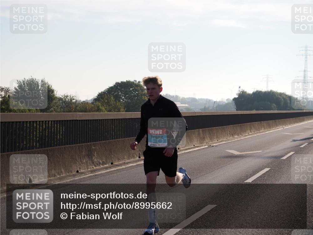 03.10.2025 - Köhlbrandbrückenlauf Fabian Wolf http://msf.ph/oto/8995662 03.10.2025 09:11:50 Position 3 3127 meine-sportfotos.de