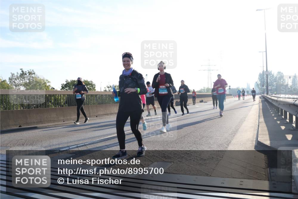 03.10.2025 - Köhlbrandbrückenlauf Luisa Fischer http://msf.ph/oto/8995700 03.10.2025 10:26:16 Position 3 000, 000 meine-sportfotos.de