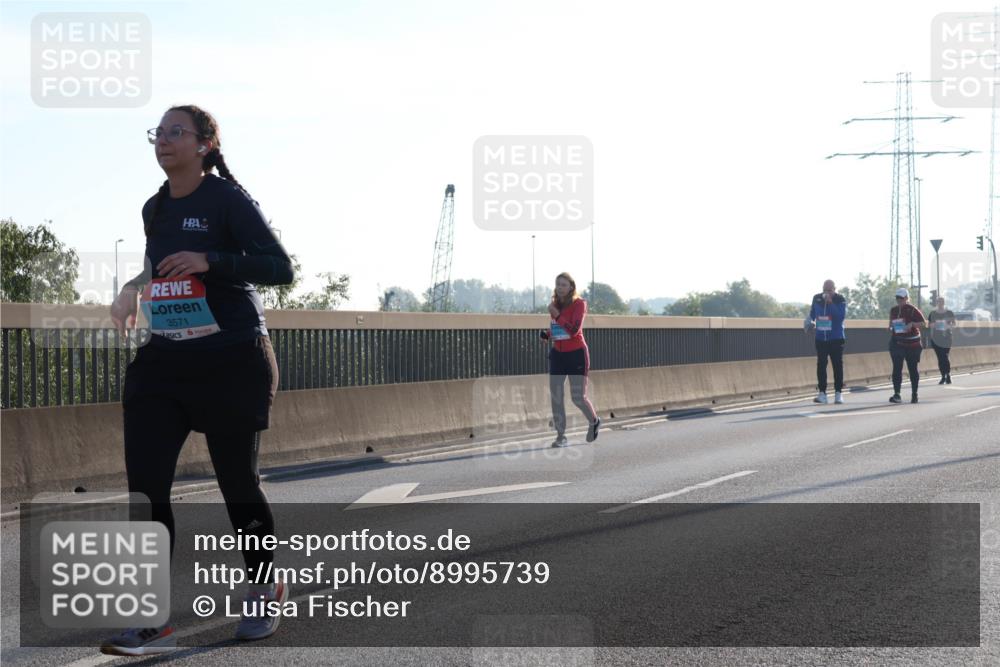 03.10.2025 - Köhlbrandbrückenlauf Luisa Fischer http://msf.ph/oto/8995739 03.10.2025 10:26:21 Position 3 3571 meine-sportfotos.de