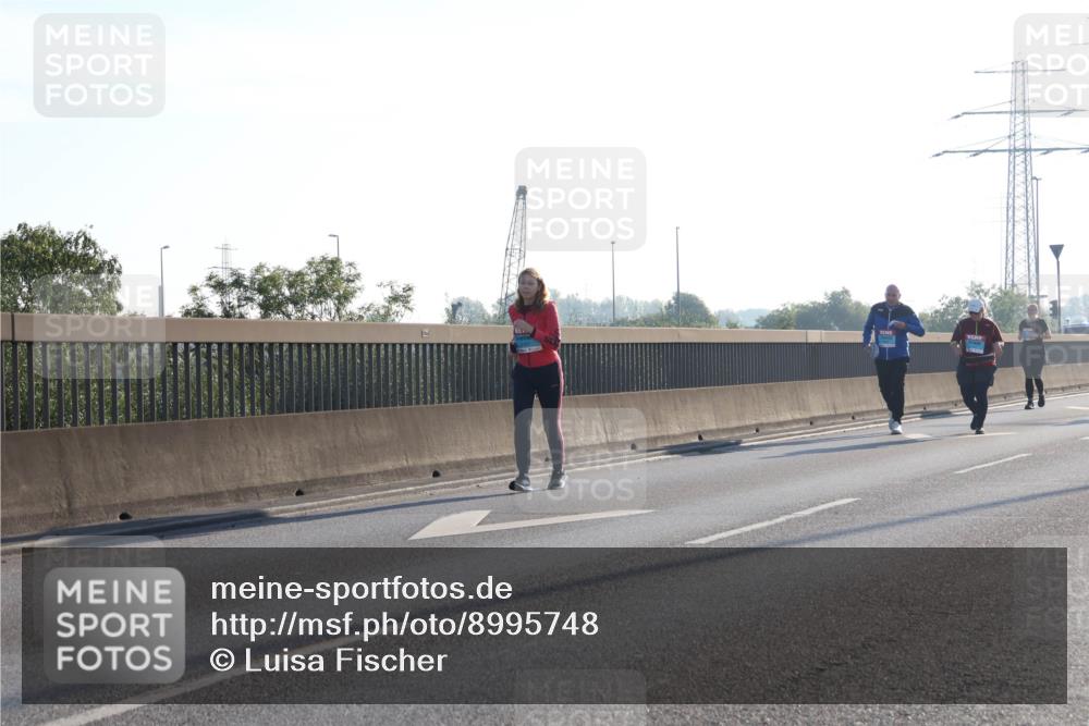 03.10.2025 - Köhlbrandbrückenlauf Luisa Fischer http://msf.ph/oto/8995748 03.10.2025 10:26:22 Position 3  meine-sportfotos.de