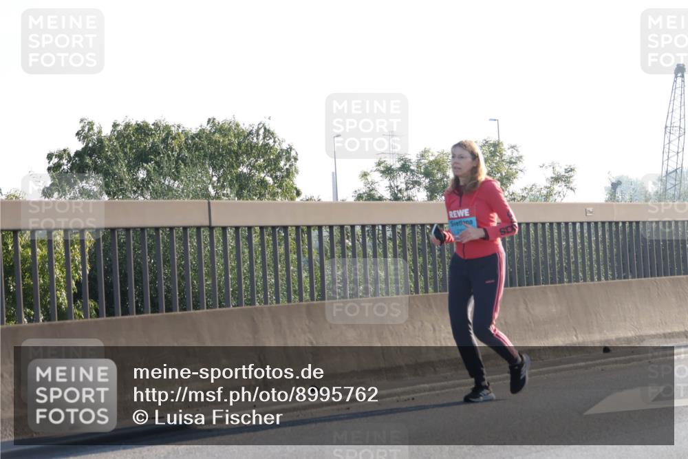 03.10.2025 - Köhlbrandbrückenlauf Luisa Fischer http://msf.ph/oto/8995762 03.10.2025 10:26:24 Position 3  meine-sportfotos.de