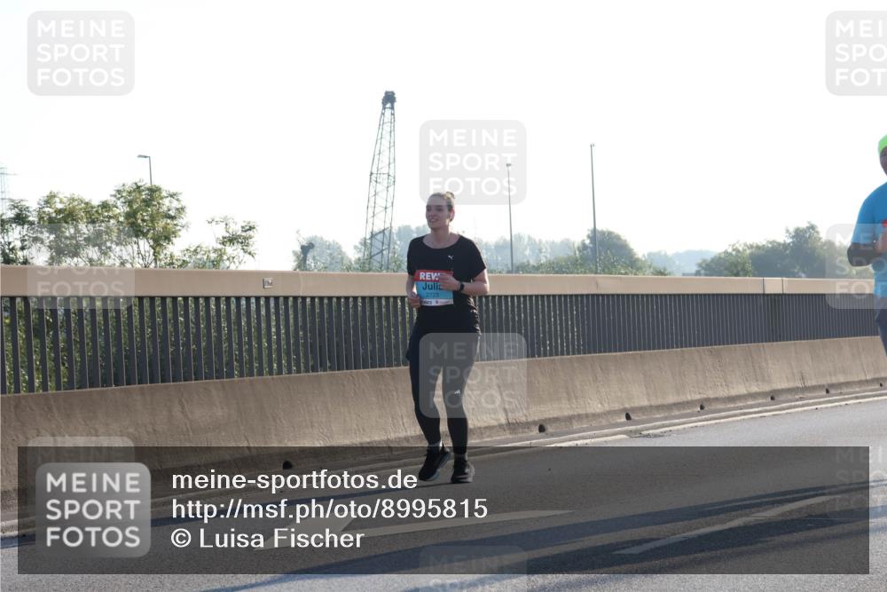 03.10.2025 - Köhlbrandbrückenlauf Luisa Fischer http://msf.ph/oto/8995815 03.10.2025 10:26:31 Position 3  meine-sportfotos.de