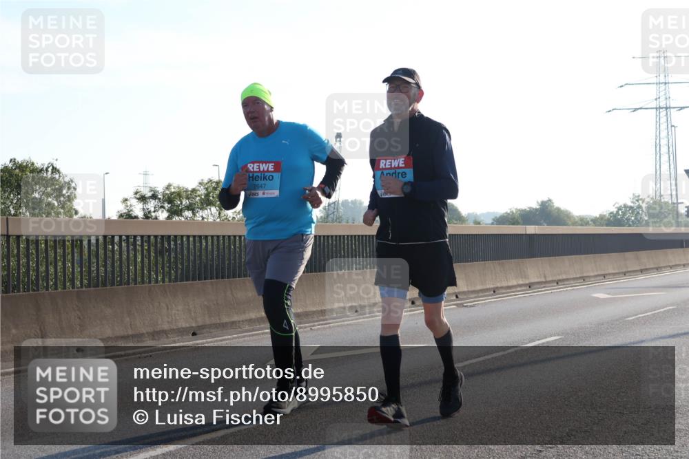 03.10.2025 - Köhlbrandbrückenlauf Luisa Fischer http://msf.ph/oto/8995850 03.10.2025 10:26:35 Position 3 2647 meine-sportfotos.de