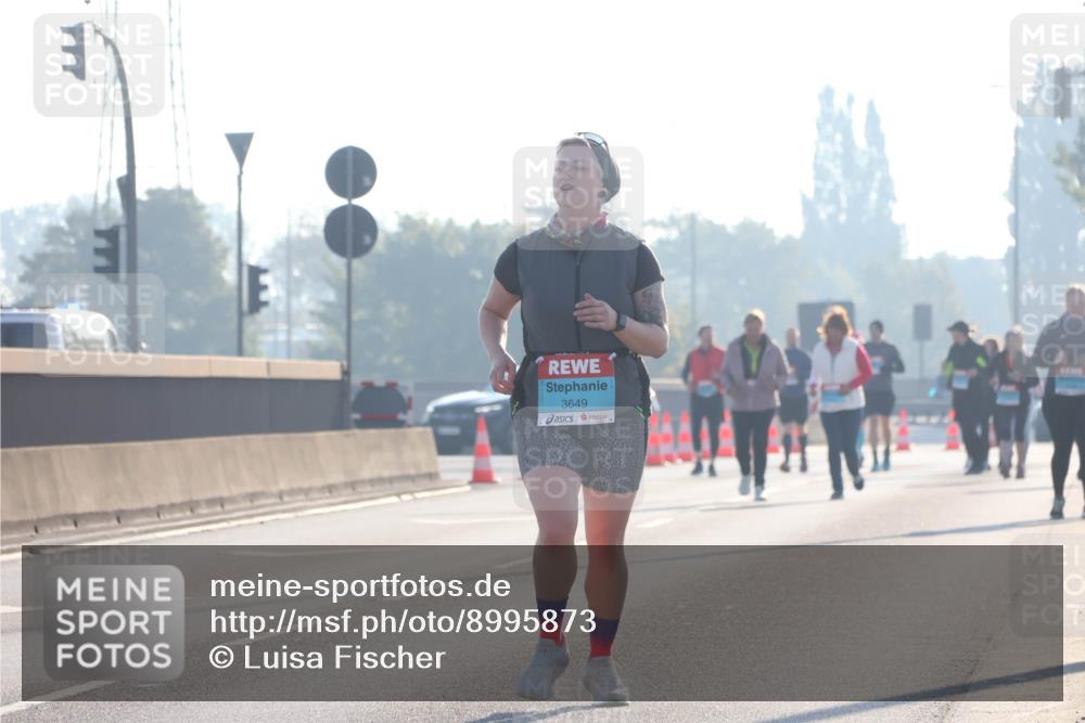 03.10.2025 - Köhlbrandbrückenlauf Luisa Fischer http://msf.ph/oto/8995873 03.10.2025 10:26:49 Position 3 3649 meine-sportfotos.de