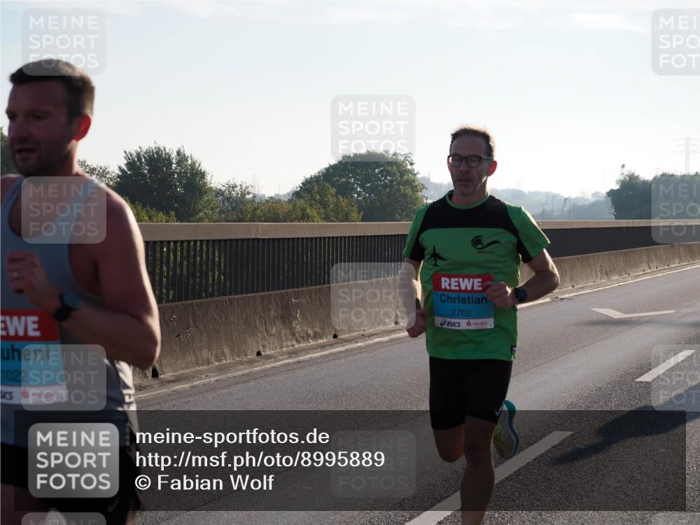 03.10.2025 - Köhlbrandbrückenlauf Fabian Wolf http://msf.ph/oto/8995889 03.10.2025 09:12:10 Position 3 1022, 2702 meine-sportfotos.de