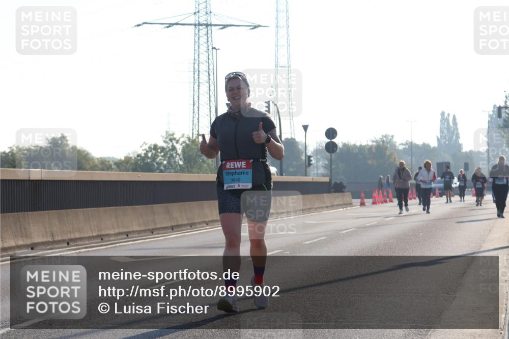 03.10.2025 - Köhlbrandbrückenlauf Luisa Fischer http://msf.ph/oto/8995902 03.10.2025 10:26:53 Position 3 3649 meine-sportfotos.de