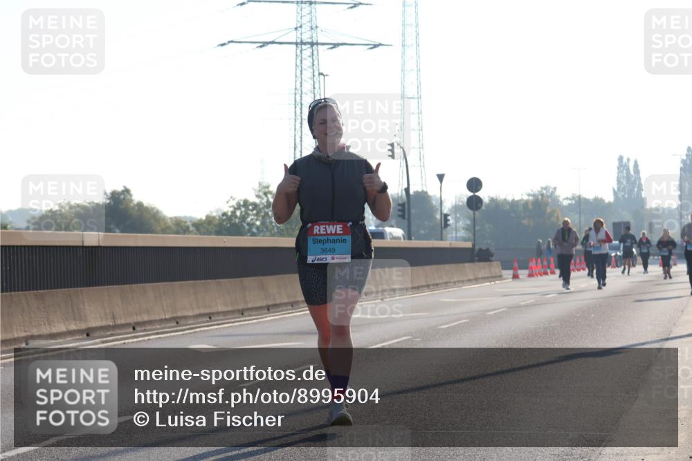 03.10.2025 - Köhlbrandbrückenlauf Luisa Fischer http://msf.ph/oto/8995904 03.10.2025 10:26:53 Position 3 3649 meine-sportfotos.de