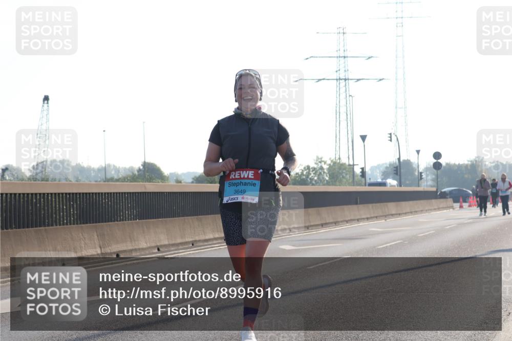 03.10.2025 - Köhlbrandbrückenlauf Luisa Fischer http://msf.ph/oto/8995916 03.10.2025 10:26:55 Position 3 3649 meine-sportfotos.de