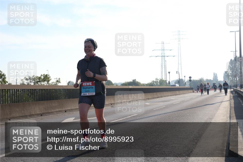 03.10.2025 - Köhlbrandbrückenlauf Luisa Fischer http://msf.ph/oto/8995923 03.10.2025 10:26:56 Position 3 3649, 1 meine-sportfotos.de