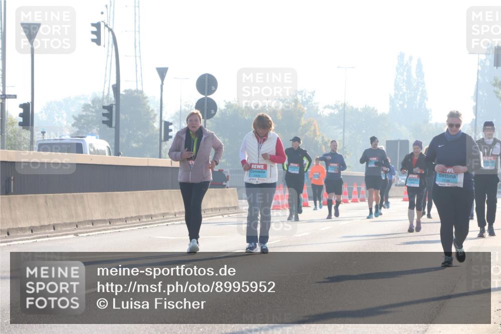 03.10.2025 - Köhlbrandbrückenlauf Luisa Fischer http://msf.ph/oto/8995952 03.10.2025 10:27:01 Position 3 2546 meine-sportfotos.de