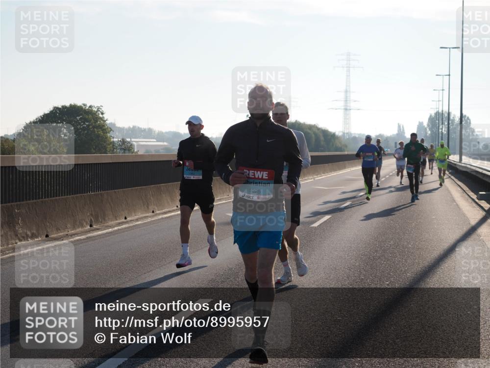 03.10.2025 - Köhlbrandbrückenlauf Fabian Wolf http://msf.ph/oto/8995957 03.10.2025 09:12:15 Position 3 1062, 1026 meine-sportfotos.de