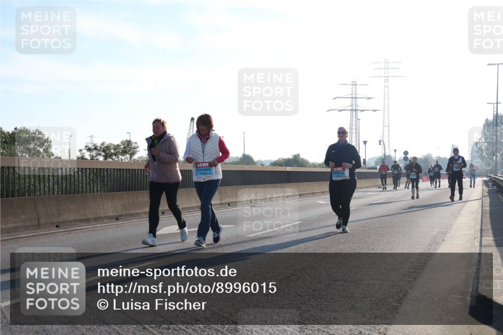03.10.2025 - Köhlbrandbrückenlauf Luisa Fischer http://msf.ph/oto/8996015 03.10.2025 10:27:12 Position 3  meine-sportfotos.de