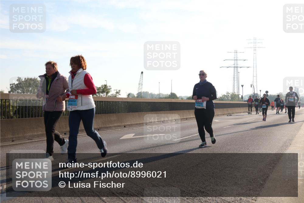 03.10.2025 - Köhlbrandbrückenlauf Luisa Fischer http://msf.ph/oto/8996021 03.10.2025 10:27:14 Position 3  meine-sportfotos.de