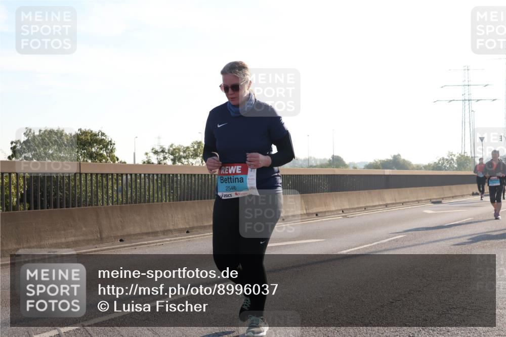 03.10.2025 - Köhlbrandbrückenlauf Luisa Fischer http://msf.ph/oto/8996037 03.10.2025 10:27:16 Position 3 2546 meine-sportfotos.de