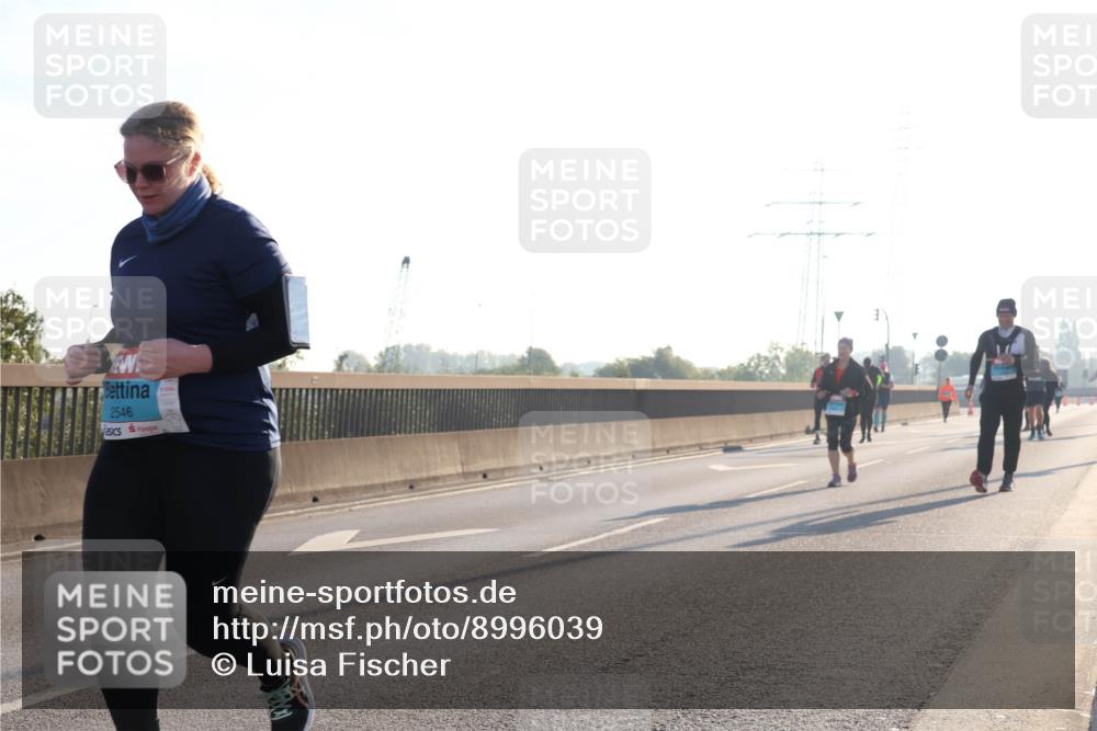 03.10.2025 - Köhlbrandbrückenlauf Luisa Fischer http://msf.ph/oto/8996039 03.10.2025 10:27:16 Position 3 2546 meine-sportfotos.de