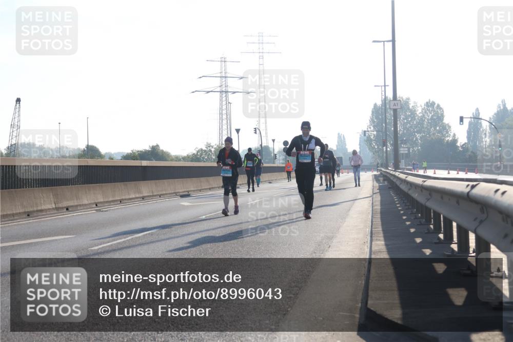 03.10.2025 - Köhlbrandbrückenlauf Luisa Fischer http://msf.ph/oto/8996043 03.10.2025 10:27:17 Position 3 1 meine-sportfotos.de