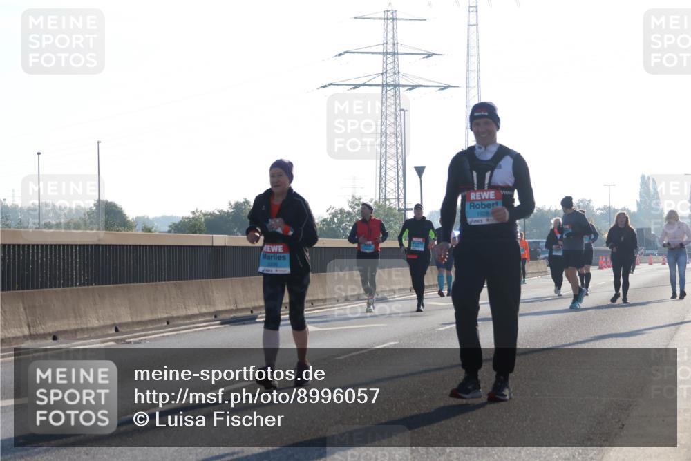 03.10.2025 - Köhlbrandbrückenlauf Luisa Fischer http://msf.ph/oto/8996057 03.10.2025 10:27:18 Position 3 2236, 1928 meine-sportfotos.de