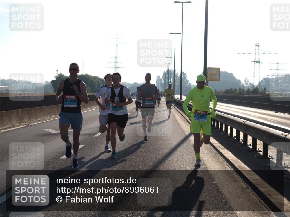 03.10.2025 - Köhlbrandbrückenlauf Fabian Wolf http://msf.ph/oto/8996061 03.10.2025 09:12:22 Position 3 1017, 3460 meine-sportfotos.de