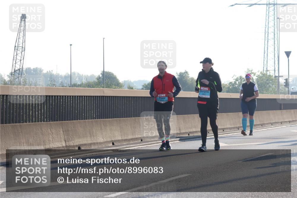 03.10.2025 - Köhlbrandbrückenlauf Luisa Fischer http://msf.ph/oto/8996083 03.10.2025 10:27:24 Position 3 2607 meine-sportfotos.de