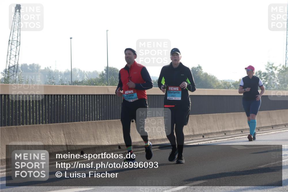 03.10.2025 - Köhlbrandbrückenlauf Luisa Fischer http://msf.ph/oto/8996093 03.10.2025 10:27:25 Position 3 2643, 2607 meine-sportfotos.de