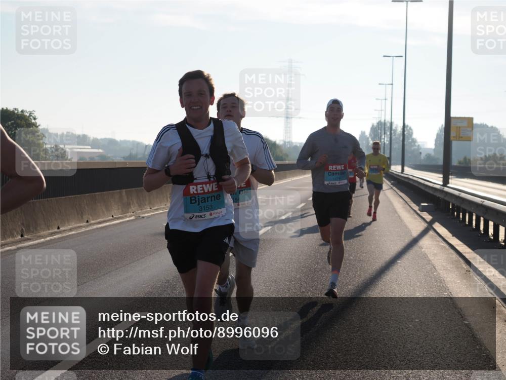 03.10.2025 - Köhlbrandbrückenlauf Fabian Wolf http://msf.ph/oto/8996096 03.10.2025 09:12:24 Position 3 3153, 154, 1174 meine-sportfotos.de