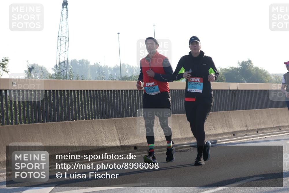 03.10.2025 - Köhlbrandbrückenlauf Luisa Fischer http://msf.ph/oto/8996098 03.10.2025 10:27:26 Position 3 2643, 2607 meine-sportfotos.de